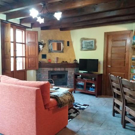 Apartamentos La Condesa Valmeo Εξωτερικό φωτογραφία