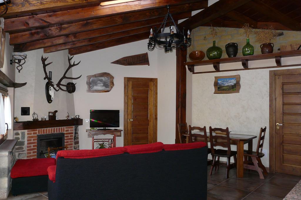 Apartamentos La Condesa Valmeo Δωμάτιο φωτογραφία