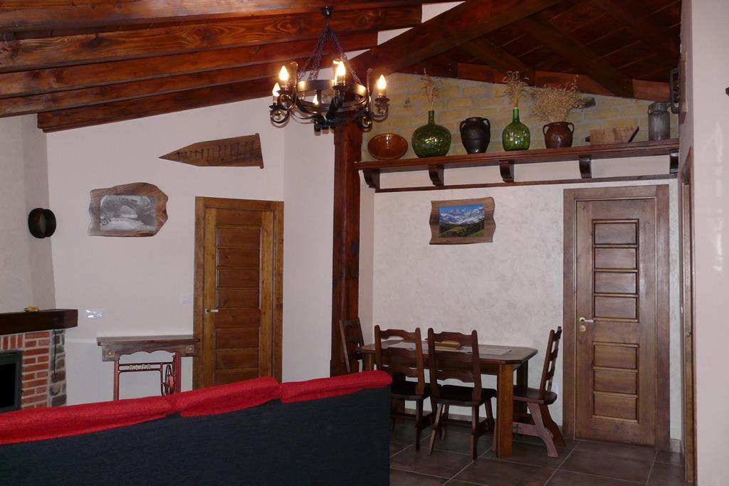 Apartamentos La Condesa Valmeo Δωμάτιο φωτογραφία